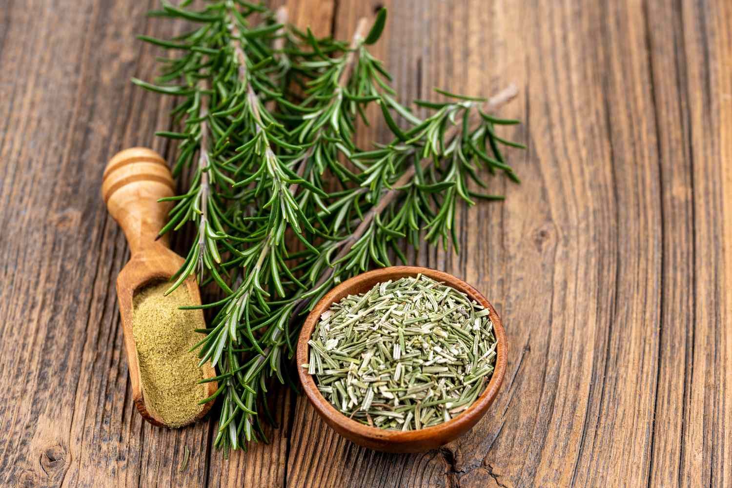 How To Cook With Dried Rosemary - Recipes.net